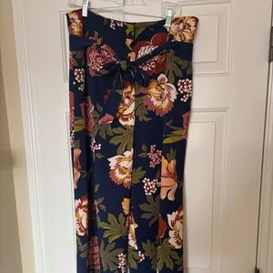 NY&Co High-Waisted Floral Pants w/Removable Belt